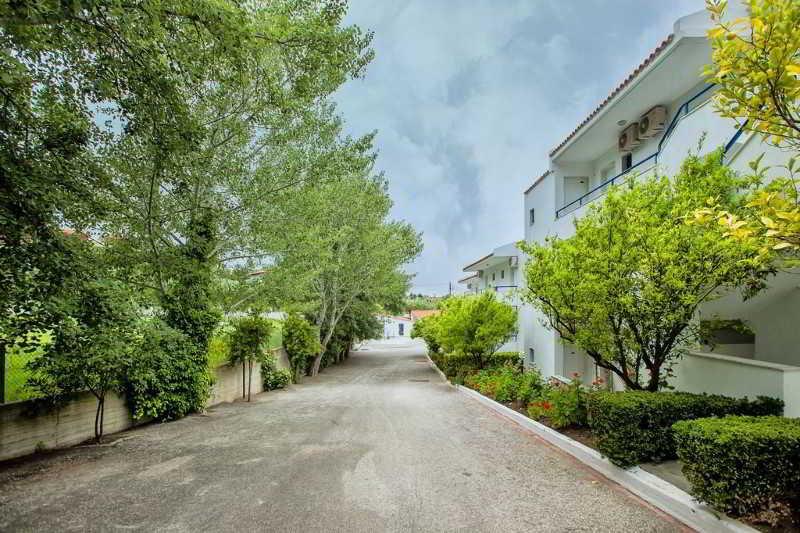 Xenios Port Marina Hotel Pefkochori Exterior photo