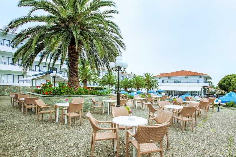 Xenios Port Marina Hotel Pefkochori Exterior photo